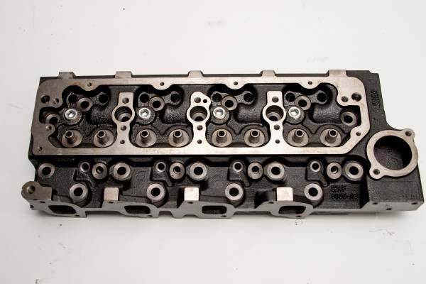 FORD TRANSİT T 350 ÇIKMA PARÇA  2,5 LUK TURBOLU SİLİNDİR KAPAK